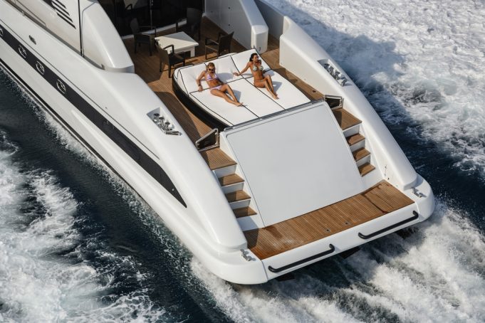 Pohľad do súkromia luxusných jácht – takto si boháči užívajú relax počas plavieb