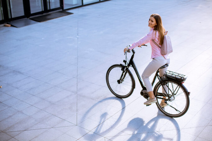 Mestský alebo cestný bicykel – ktorý vybrať?
