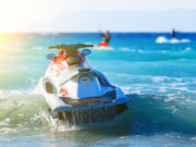 Kúpili ste vodný skúter? Bez preukazu ho nesmiete riadiť! Kúpili ste vodný skúter? Bez preukazu ho nesmiete riadiť!